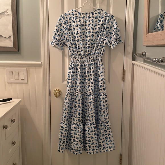 SHEIN Floral Print Ruffle Hem Shirred A-Line Dress - Picture 4 of 6